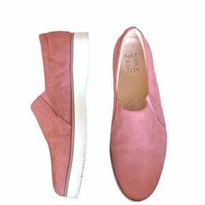 Naturalizer coral slip on sneaker loafers sz 10